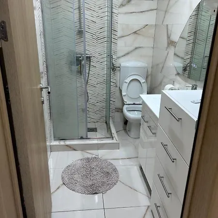 公寓 Lena 4 Apartmens