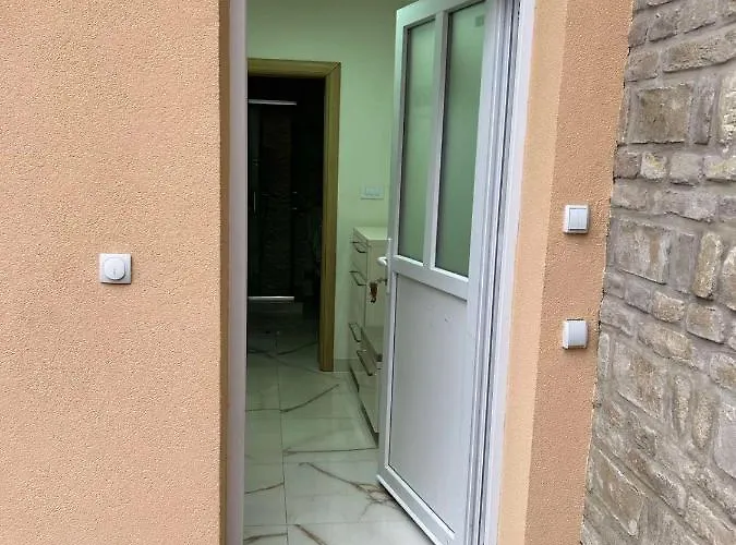 Lena 4 Apartmens Subotica